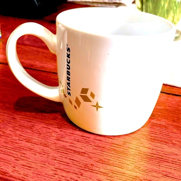 STARBUCKS HOLIDAY CHRISTMAS COLLECTION 2013. Made in Thailand. Hardly used.14 oz - Picture 3 of 9